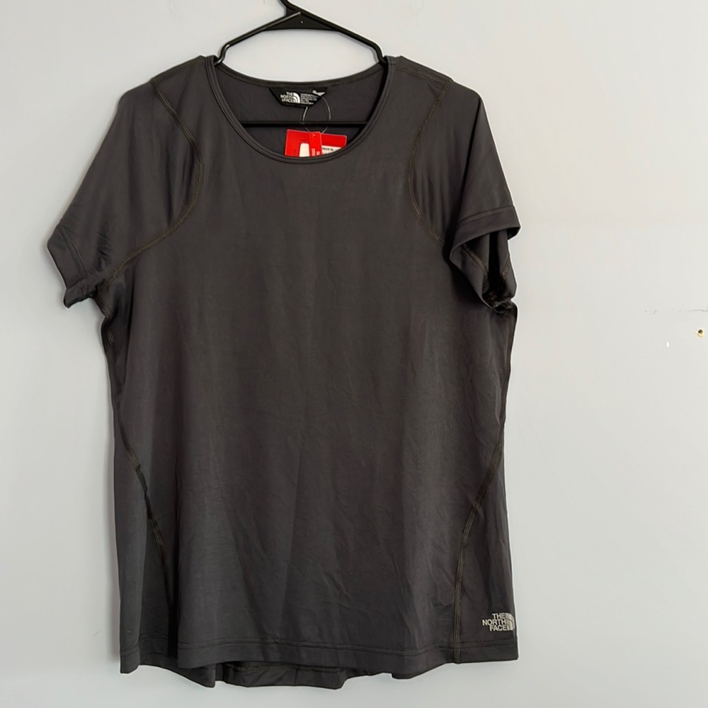 Slim fit north face shirt